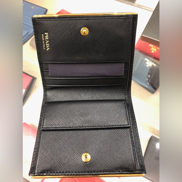 Prada mini wallet - Picture 2 of 2